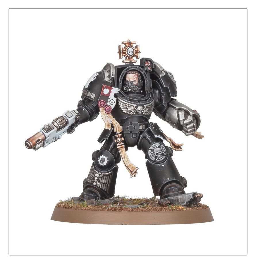 Warhammer 40K Space Marines Captain in Terminator Armour
